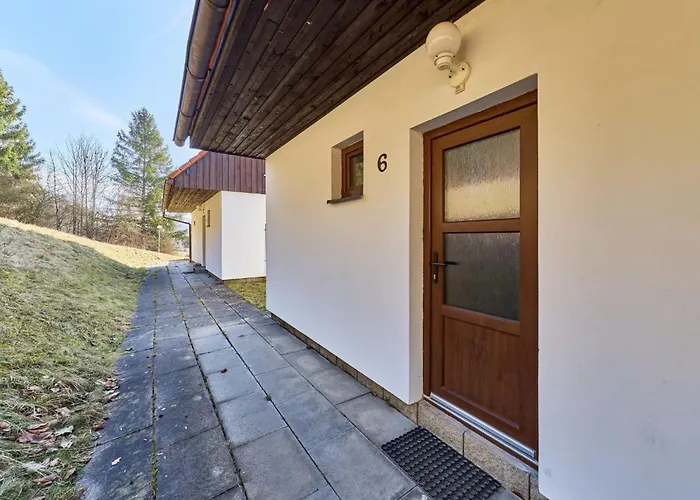 Casa de Férias Holiday Home Stárkov Stárkov